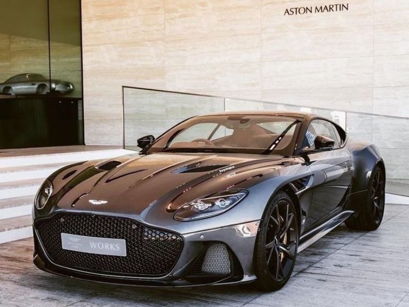 Aston Martin là một trong các hãng xe ô tô của Anh 