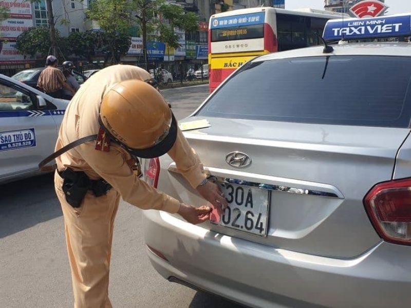 ép biển ô tô 7 Các quy định ép biển số ô tô