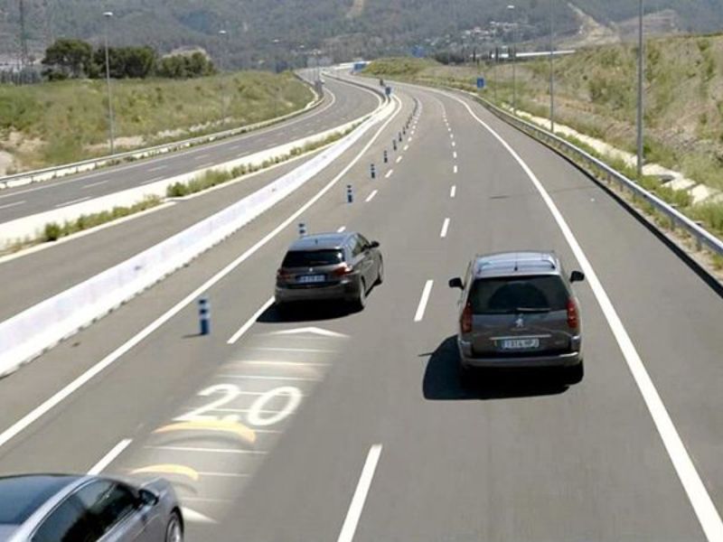 full option 10 Hệ thống kiểm soát hành trình (Cruise Control)