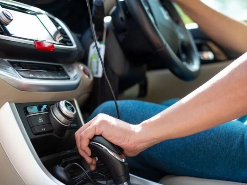 Lái xe êm ái và đều ga