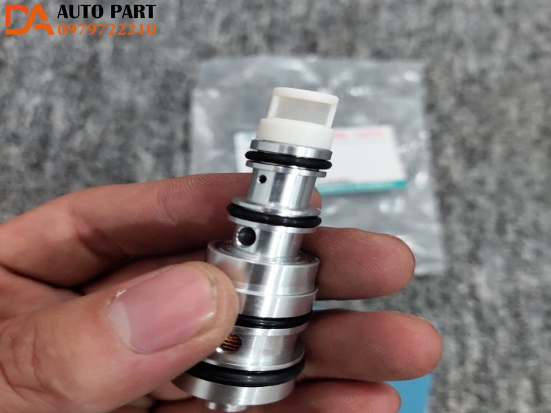 van đuôi lốc điều hoà 3 Một số nguyên nhân phổ biến khiến van đuôi lốc bị kẹt