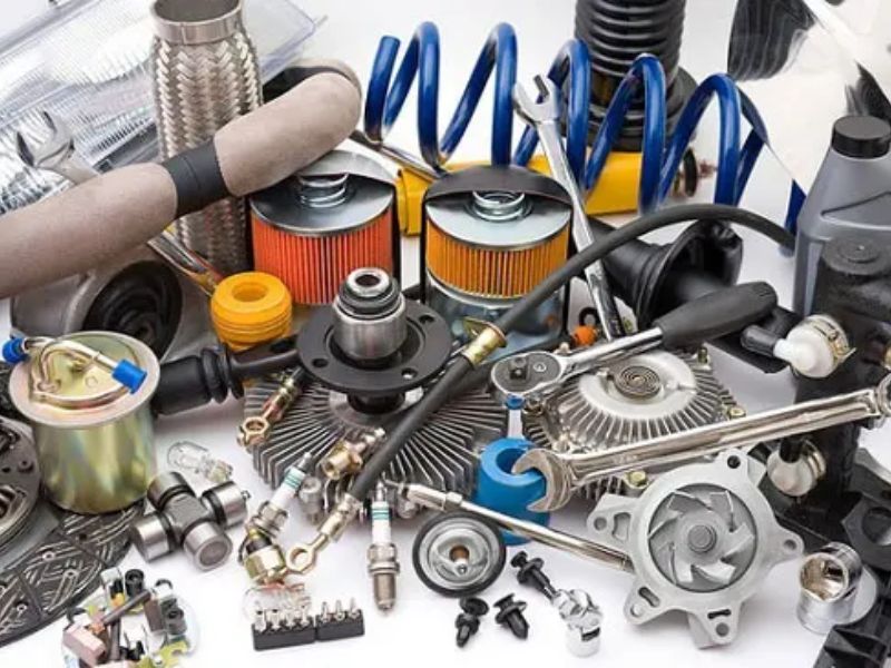 Linh kiện ô tô bao gồm nhiều bộ phận đa dạng và quan trọng