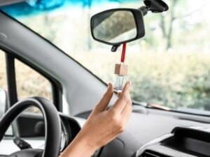 Khử mùi xe ô tô