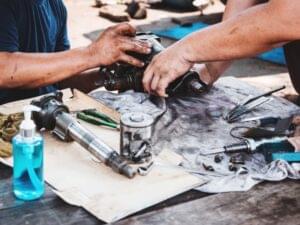 Vô lăng trợ lực điện bị nặng