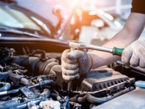 Xe ô tô làm lại máy có bền không?