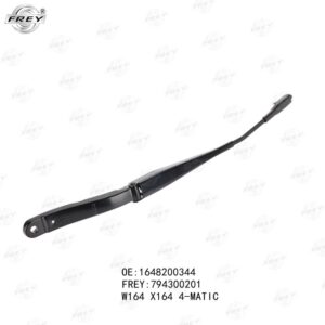 Cần gạt mưa trước phải A1768203600 Mercedes GLA 45 AMG, GLA 200,  GLA250 (2013-2019)