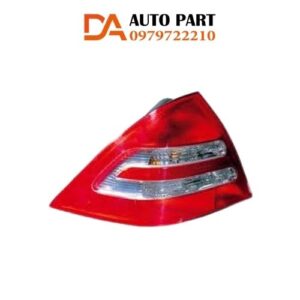 Đèn hậu trái ngoài A2038200164 Mercedes C180, C200, C240, C280 (2000-2007)