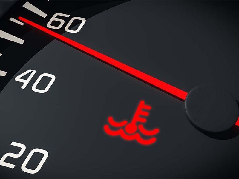 Đèn báo nhiệt độ cảnh báo nhiệt độ đang vượt quá mức cần kiểm tra