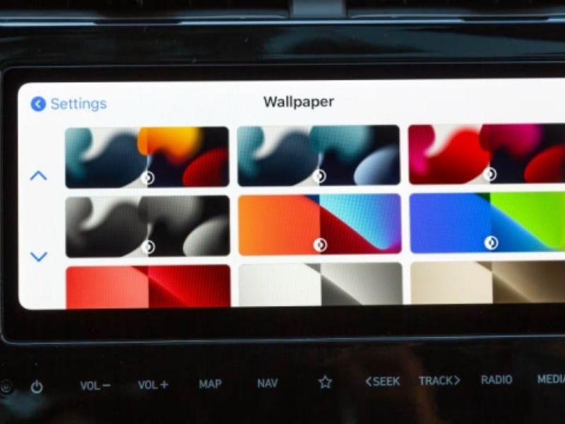 Thay đổi hình nền cho màn hình Apple CarPlay