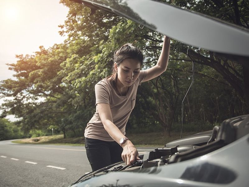 Xe số sàn dễ bị chết máy khi lái mới chưa phối hợp nhịp nhàng giữa ga và côn