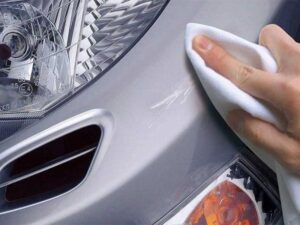 Cách làm mờ vết xước trên xe ô tô