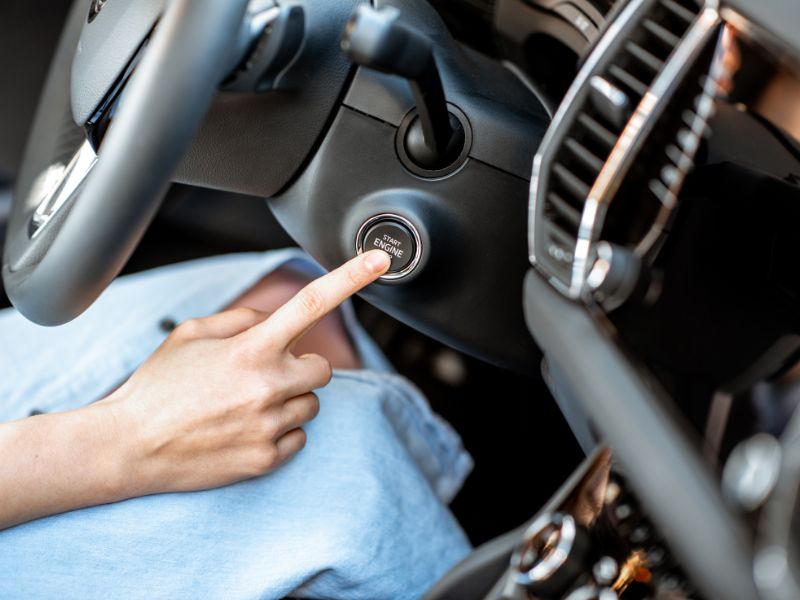 Xe khó nổ máy là dấu hiệu dễ thấy nhất khi bơm xăng ô tô hỏng