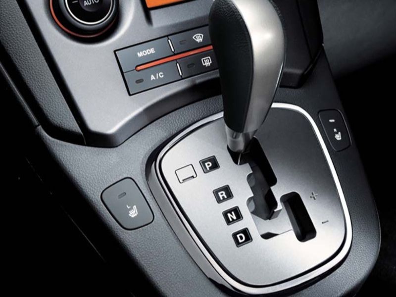 Cần Số Bị Kẹt ở Vị Trí P (Parking)