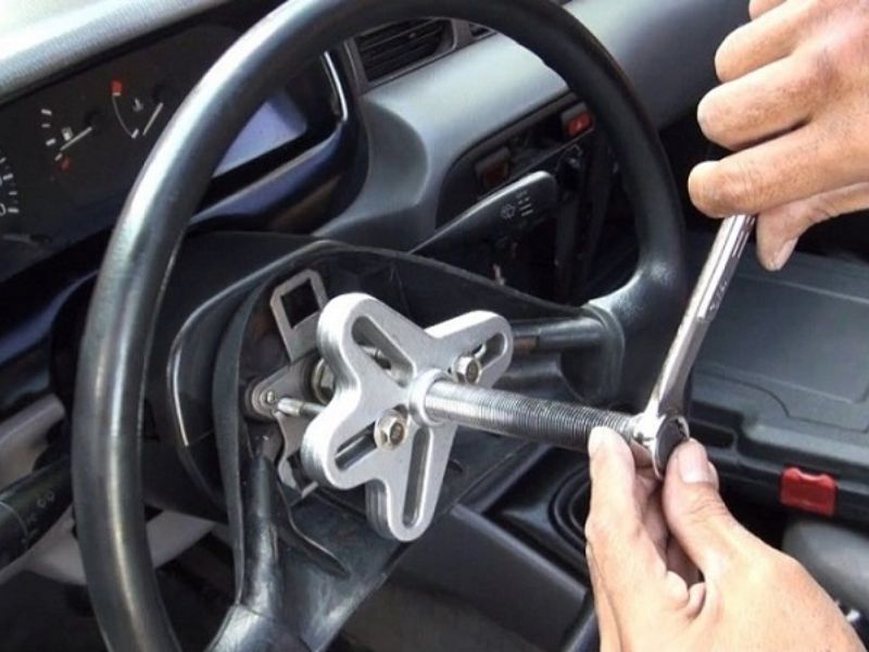 Cách chỉnh vô lăng bị lệch