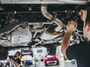 bảo dưỡng ô tô sau mưa bão