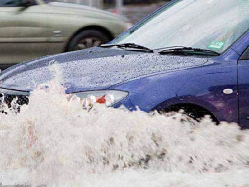 chi phí sửa xe bị thủy kích