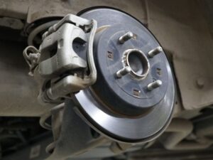 hệ thống phanh bị nước vào