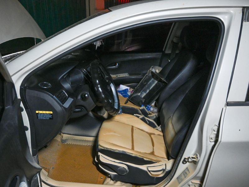 Hộp đen ô tô bị ngập nước xử lý sao