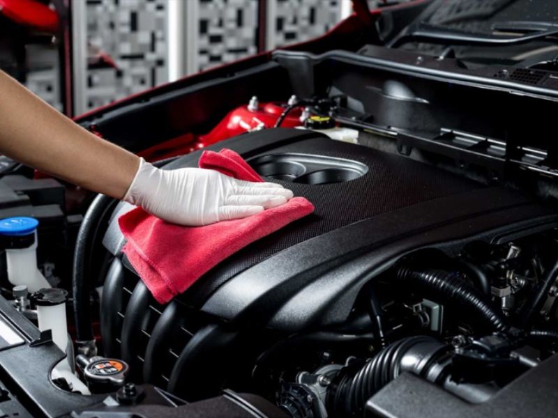 Kiểm tra và làm khô phần điện cho xe ô tô