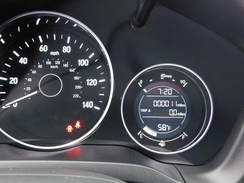 Số km trên xe ô tô là gì