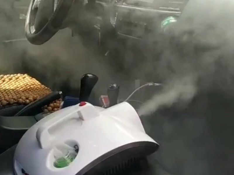 Sử dụng máy khử mùi ion hoặc ozone