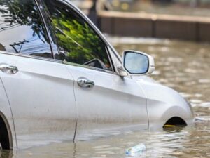 sửa xe ngập nước