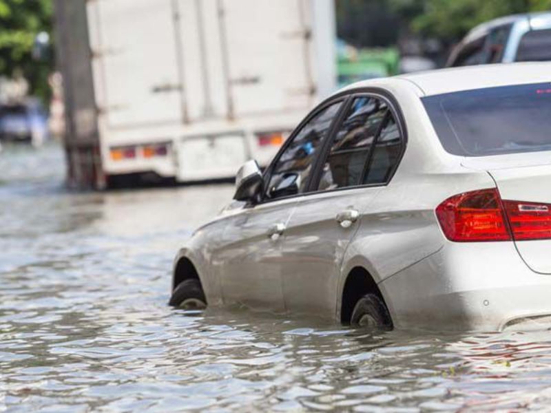 Xe ô tô ngập nước đến đâu thì nguy hiểm?