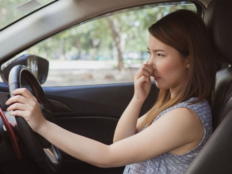 Xe xuất hiện mùi khét báo hiệu bố côn đang gặp trục trặc