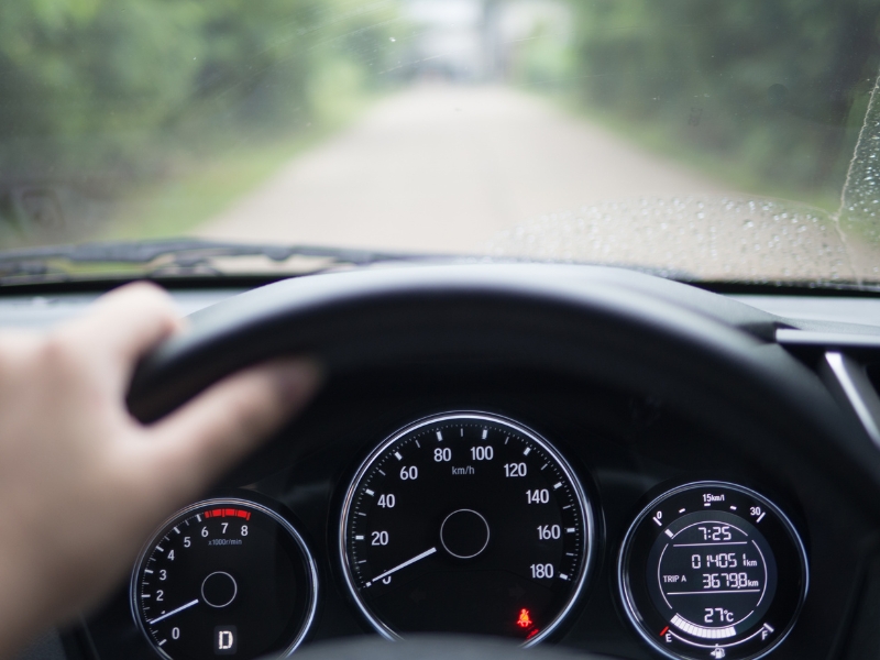 Dừng xe ngay lập tức 