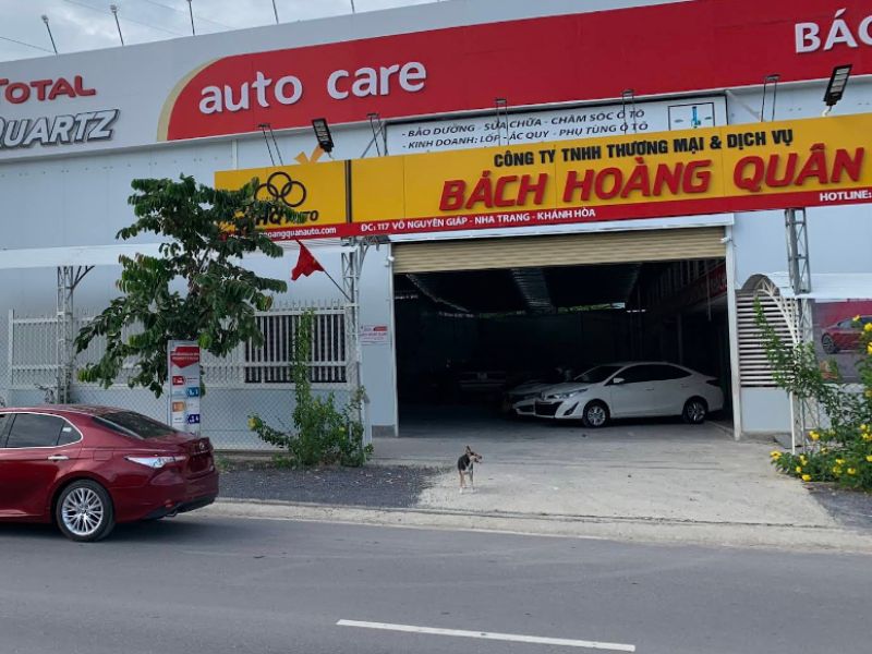 Gara Bách Hoàng Quân - địa chỉ thay giảm xóc sau khi ngập nước tại Khánh Hòa