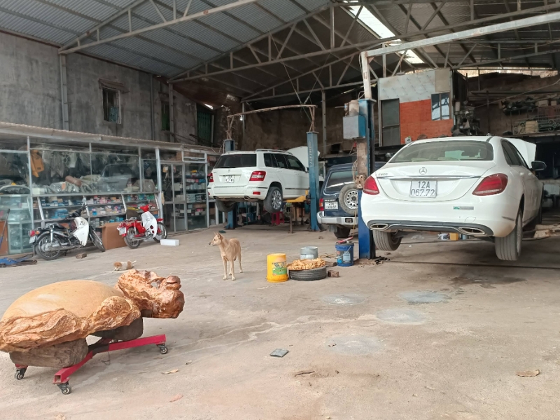 Gara ô tô Thành Mai