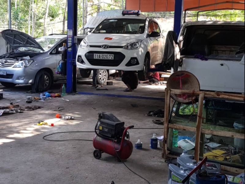 Gara ô tô Tư Huế