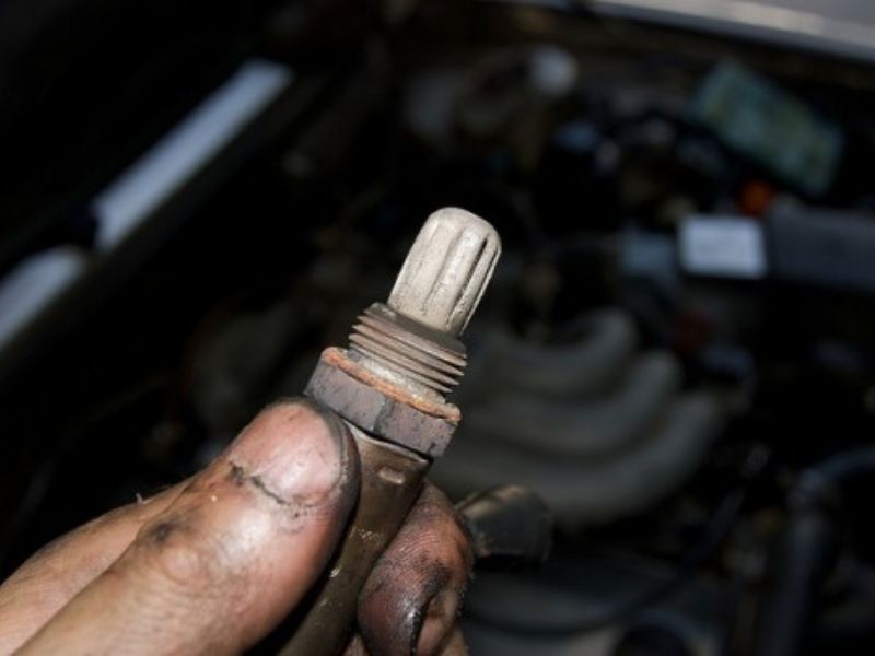 Hướng dẫn kiểm tra tín hiệu cảm biến oxy của động cơ