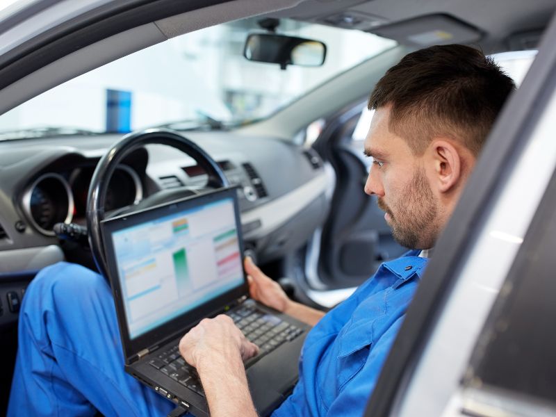 Kiểm tra kỹ xe trước khi thay để tránh thay nhầm các chi tiết chưa cần thay thế