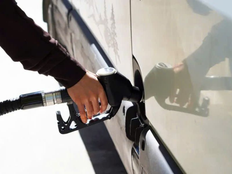 Nước xâm nhập trực tiếp vào hệ thống nhiên liệu của ô tô