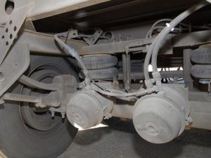 Bóng hơi bên cao bên thấp