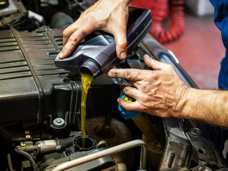 Chủ xe nên chủ động thay dầu phanh sau 2 năm vận hành