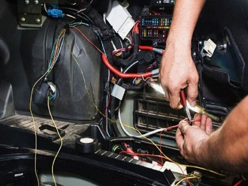 Dây điện bị đứt, đấu nhầm dây