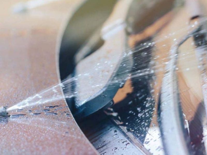 Kiểm tra áp lực và hướng tia phun