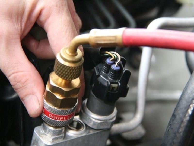 Nạp gas điều hòa đúng loại và đúng dung lượng