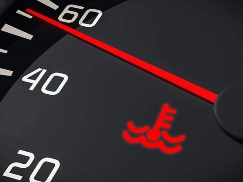 Nhiệt độ động cơ lên cao nhanh, quạt làm mát chạy liên tục