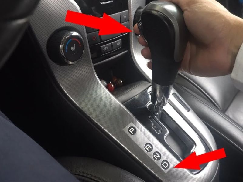 Sang số bất thường trên xe số tự động