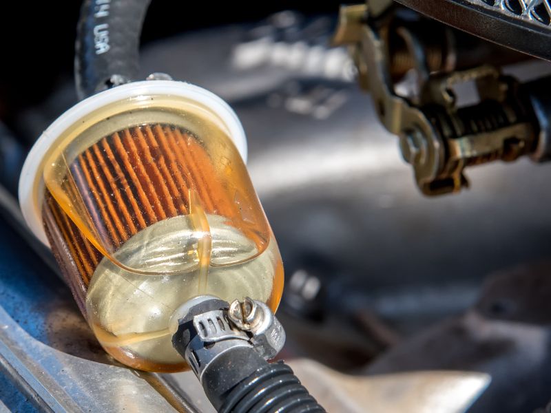 Thay lọc nhiên liệu định kỳ để hạn chế tình trạng động cơ vận hành yếu