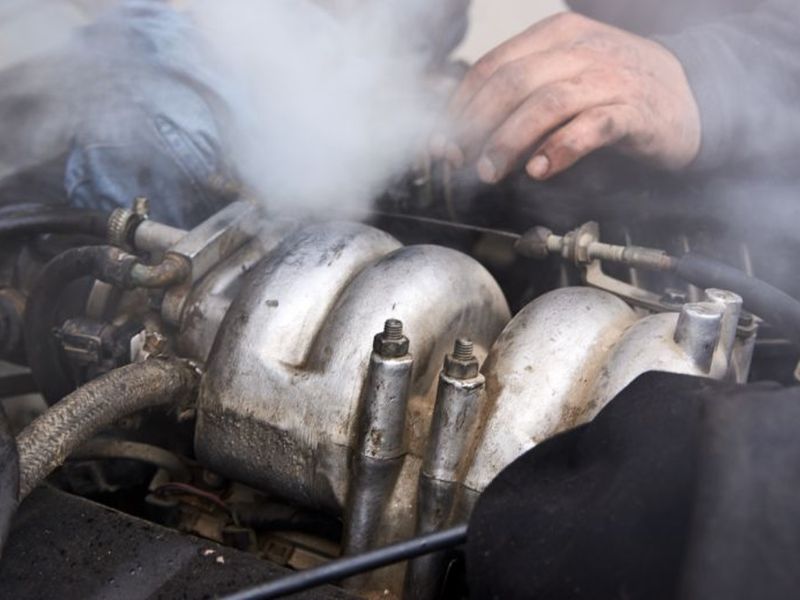 Van chia khí bị kẹt hoặc rò