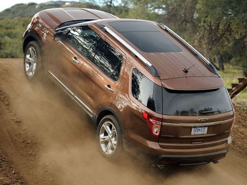 Xe báo lỗi động cơ: Nguyên nhân, dấu hiệu và cách xử lý hiệu quả 2 Xe ô tô rung giật, máy yếu và tăng tốc kém