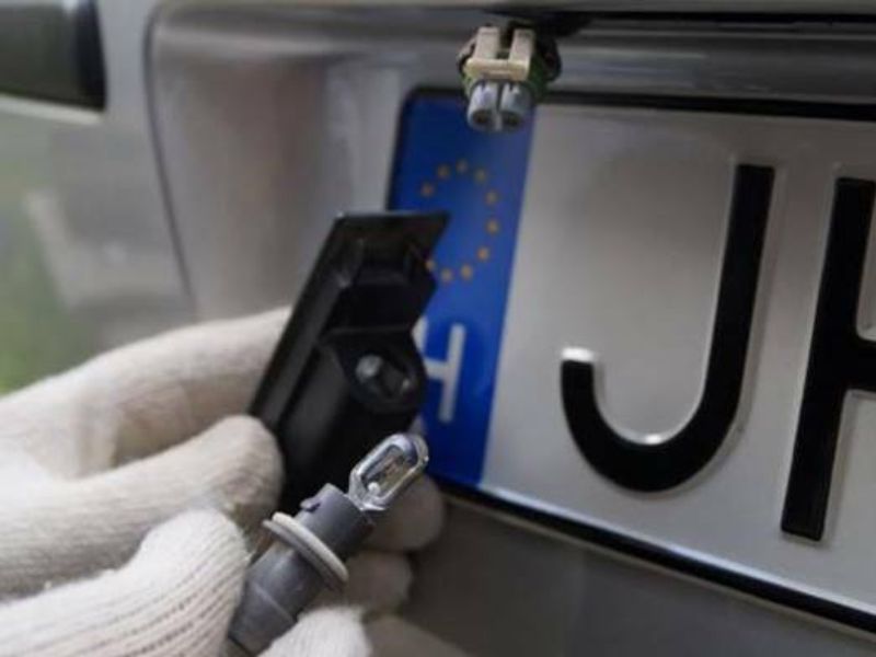 Kiểm tra tình trạng bóng đèn hiện tại