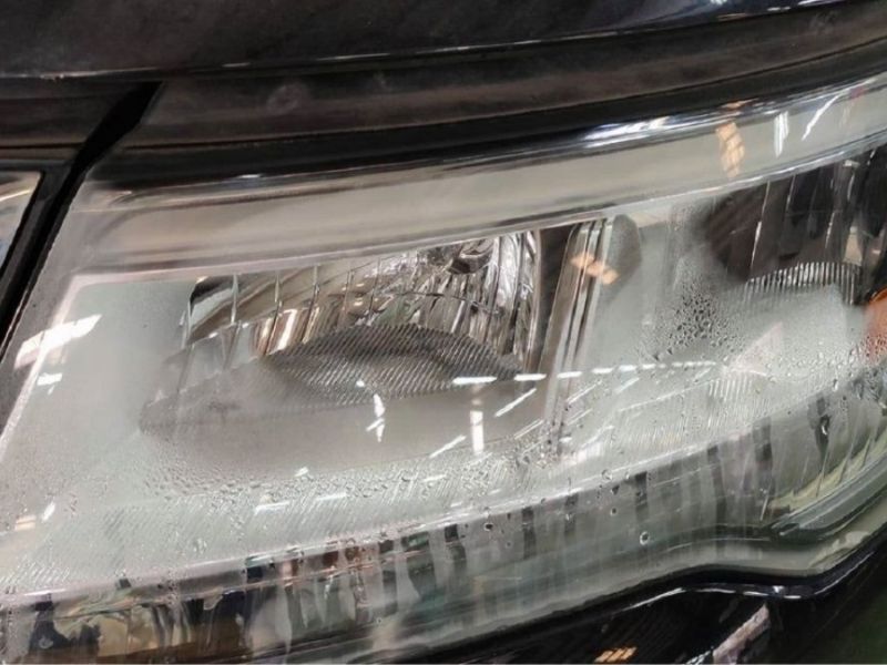 Nguyên nhân và cách xử lý khi cháy bóng đèn phanh trung tâm ô tô 2 Nước, hơi ẩm xâm nhập cụm đèn phanh trung tâm