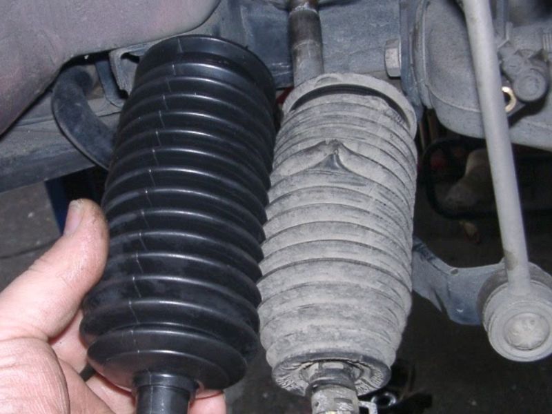 Chụp bụi láp nứt, rách hoặc tuột đai siết