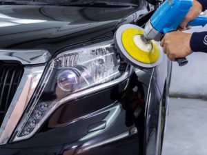 đánh bóng đèn pha ô tô