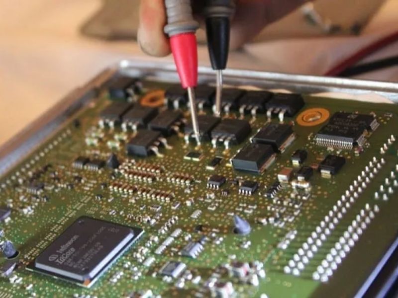 ECU gặp lỗi khiến quạt không quay